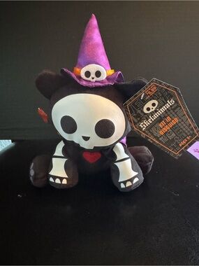 BN Skelanimals kit as Witch Plush with Purple Hat and Red Heart